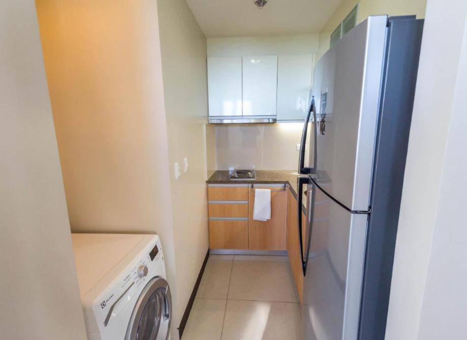 Mactan Newtown Condo With Free Airport Pickup Мактан Экстерьер фото
