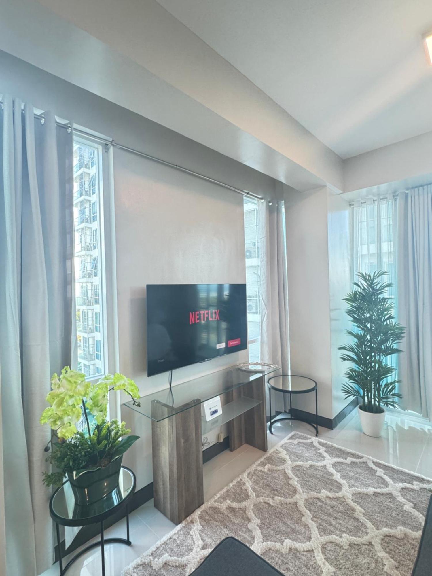 Mactan Newtown Condo With Free Airport Pickup Мактан Экстерьер фото